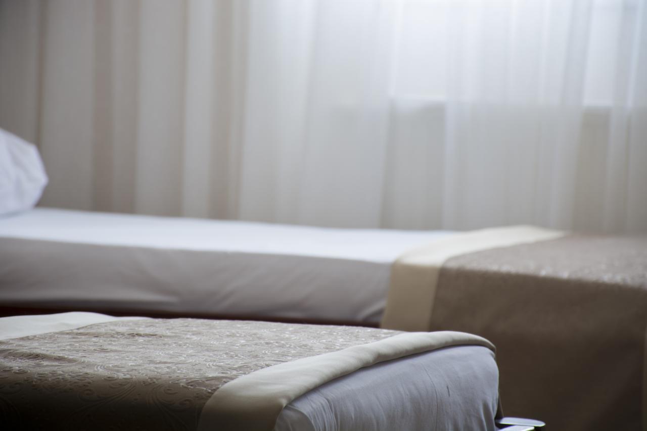 King Hotel Печ Екстер'єр фото