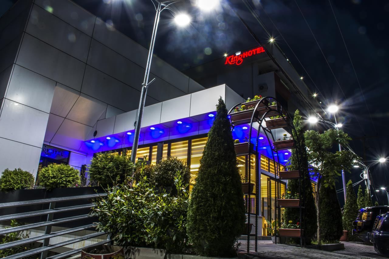 King Hotel Печ Екстер'єр фото